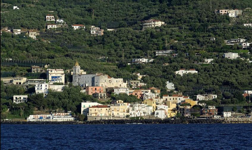 Un Paradiso A Sorrento Con Piscina Massa Lubrense Bagian luar foto